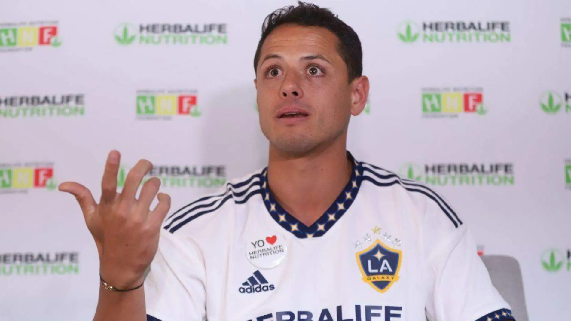 Chicharito criticó la falta de apoyo a la Selección